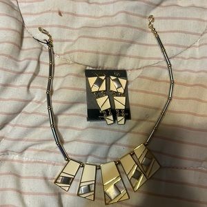 Necklace an earring set brand new